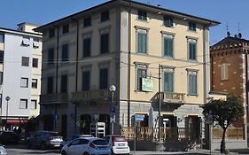 Hotel Vittoria Viareggio